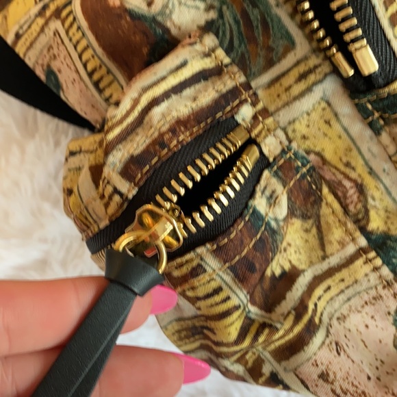 Burberry Unique Backpack 🎒Brand New - Picture 9 of 17